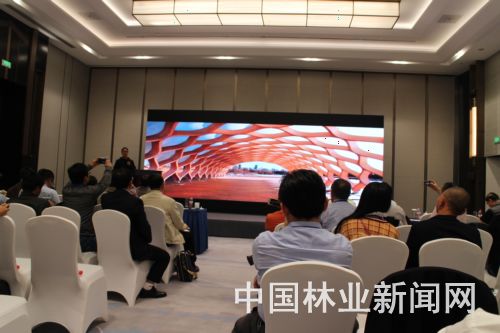 4ccc6a76aba61b774aa513.jpg