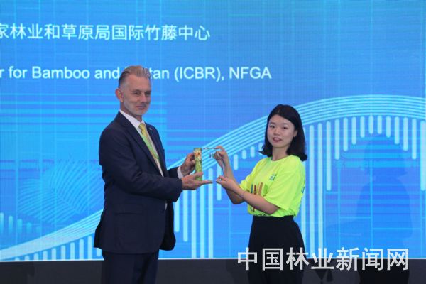 4ccc6a76aba61cc8c10606.jpg